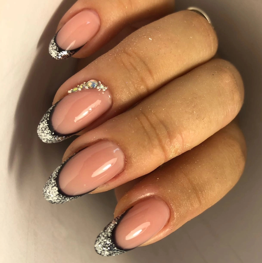 Френч Маникюр