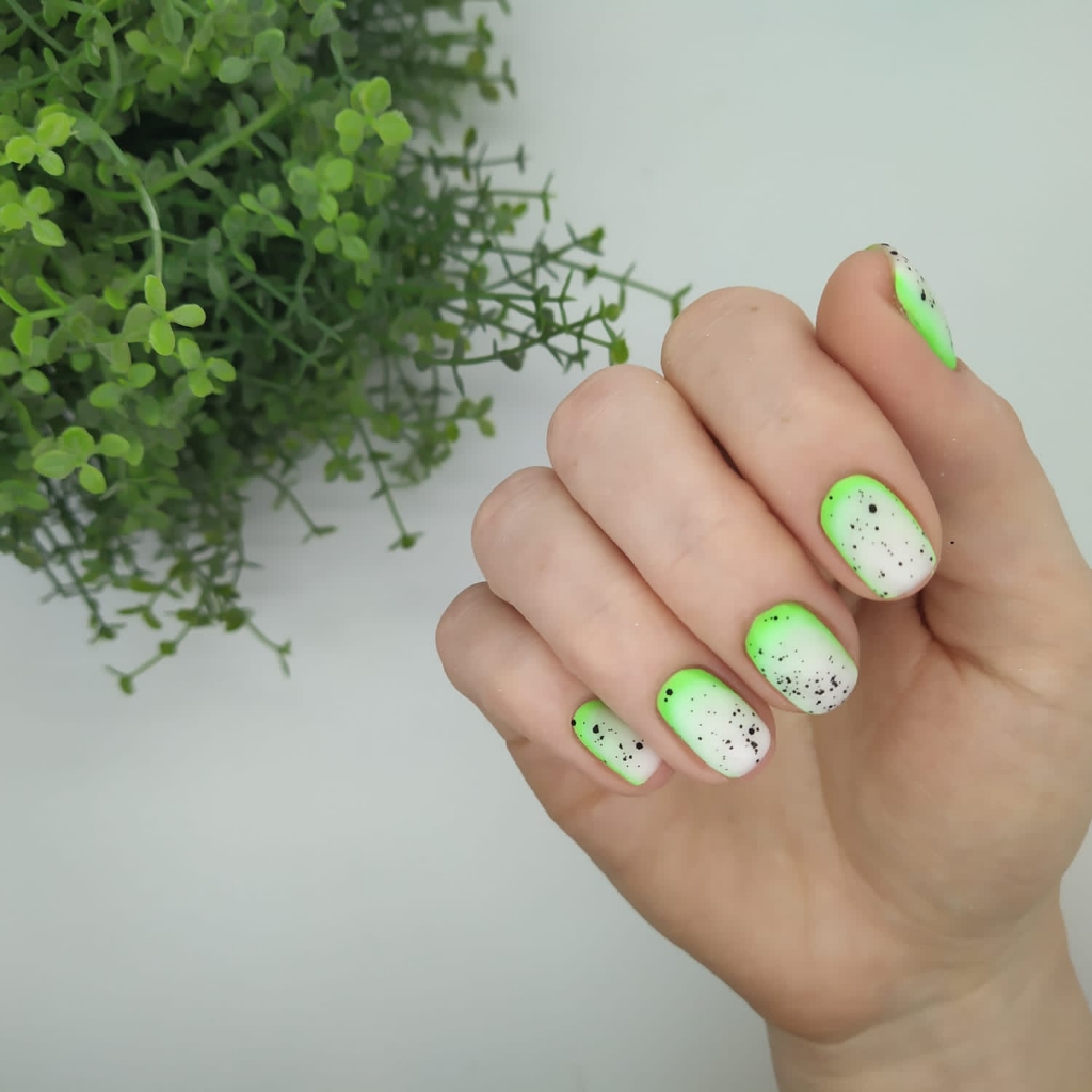 Маникюр с покрытием гель-лак