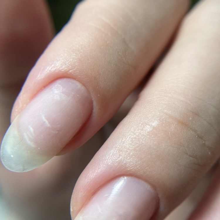 Маникюр без покрытия