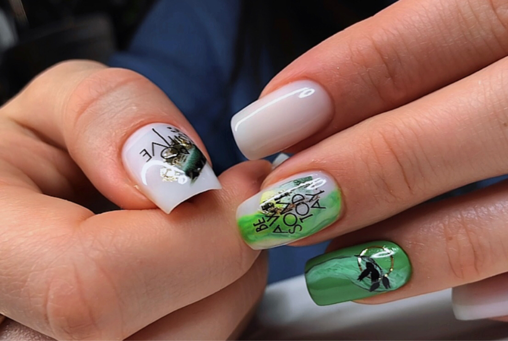 Коррекция ногтей длина S/M (1/2)