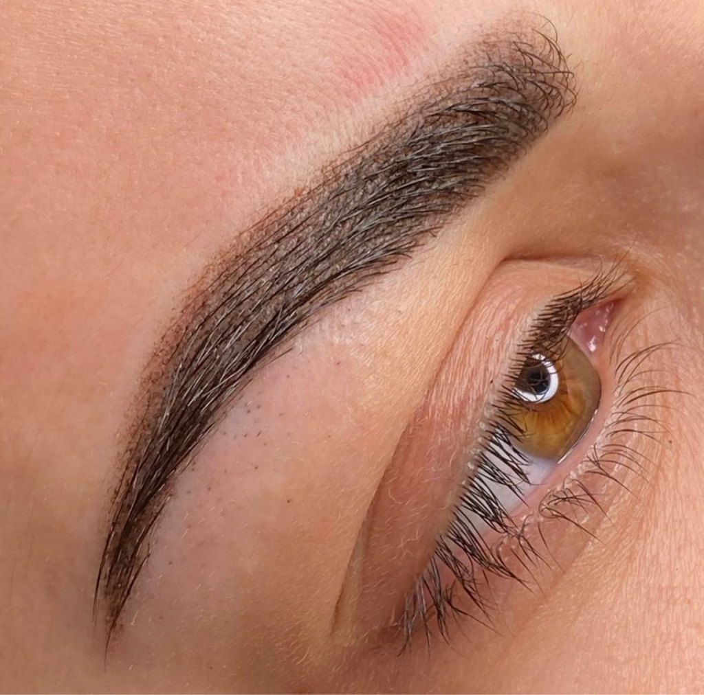 Powder brows