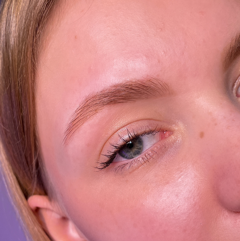 Окрашивание бровей