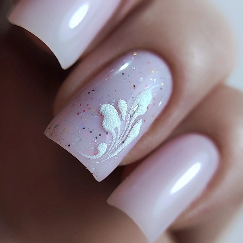 Маникюр с покрытием