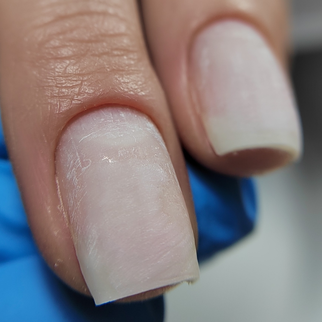 Маникюр без покрытия