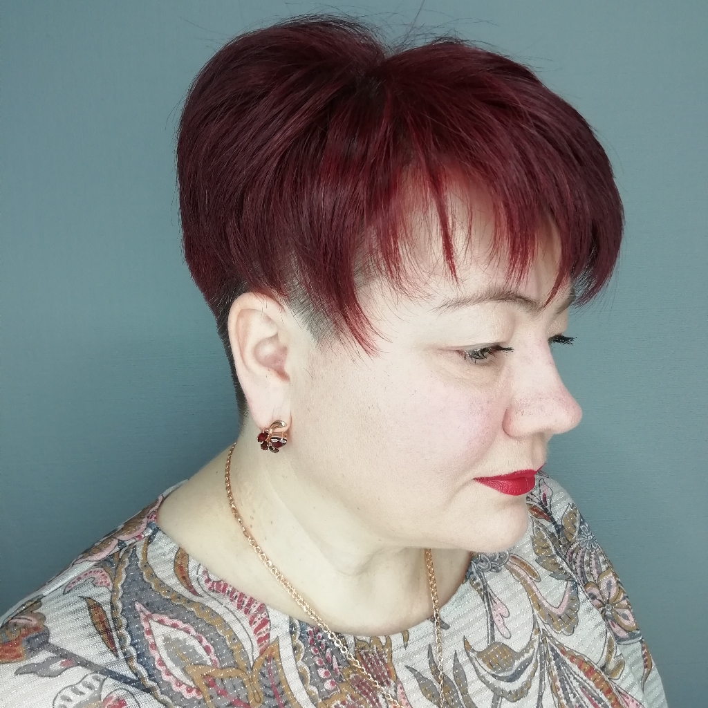 Стрижка женская короткая