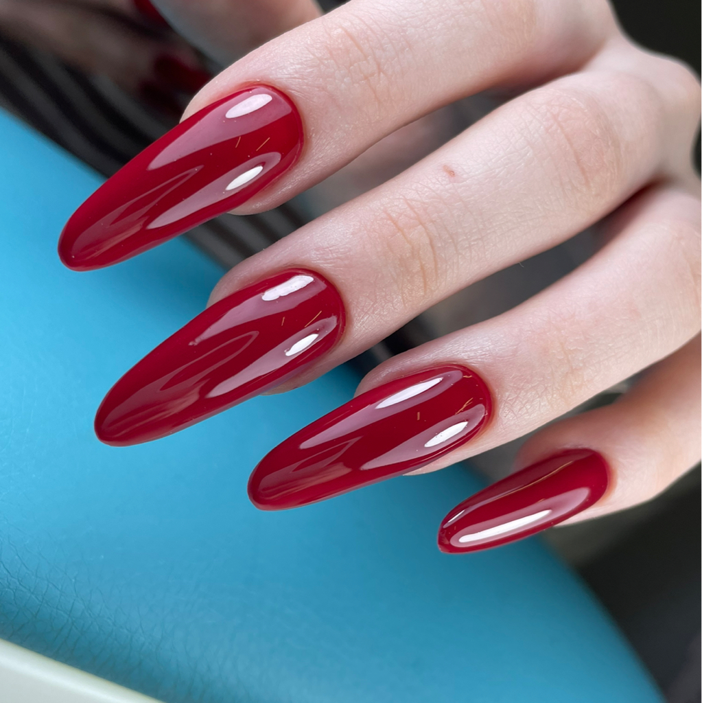 Наращивание ногтей