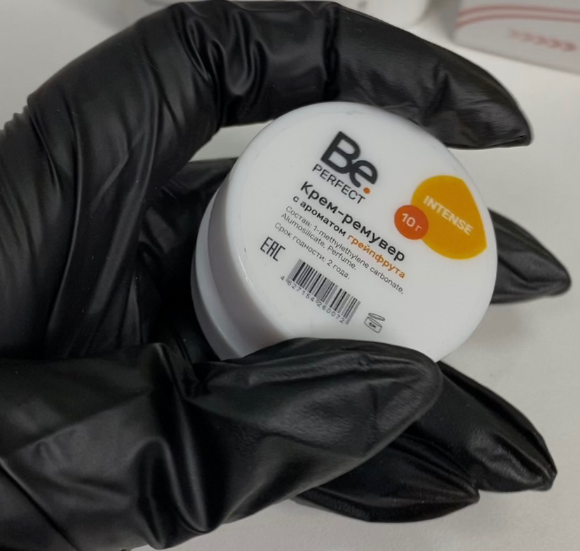 Снятие ресниц