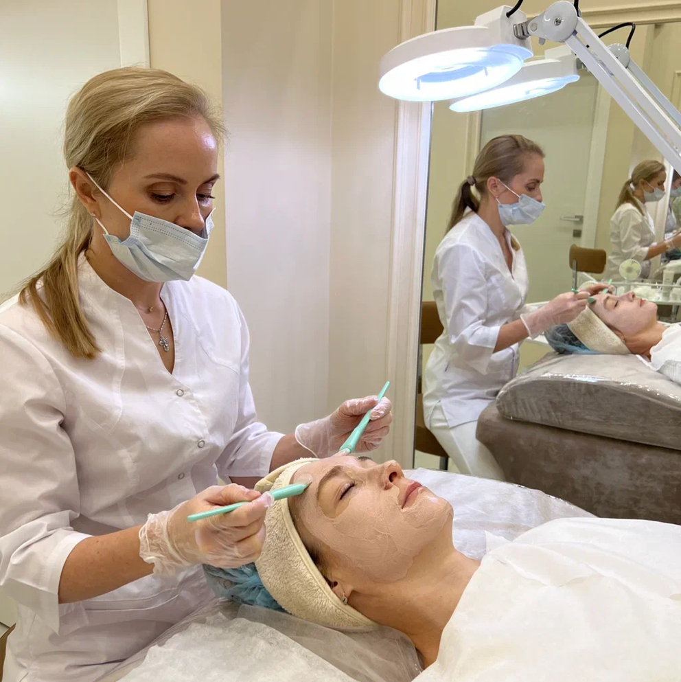 Уходовая программа «ВЕК АДАЛИН»