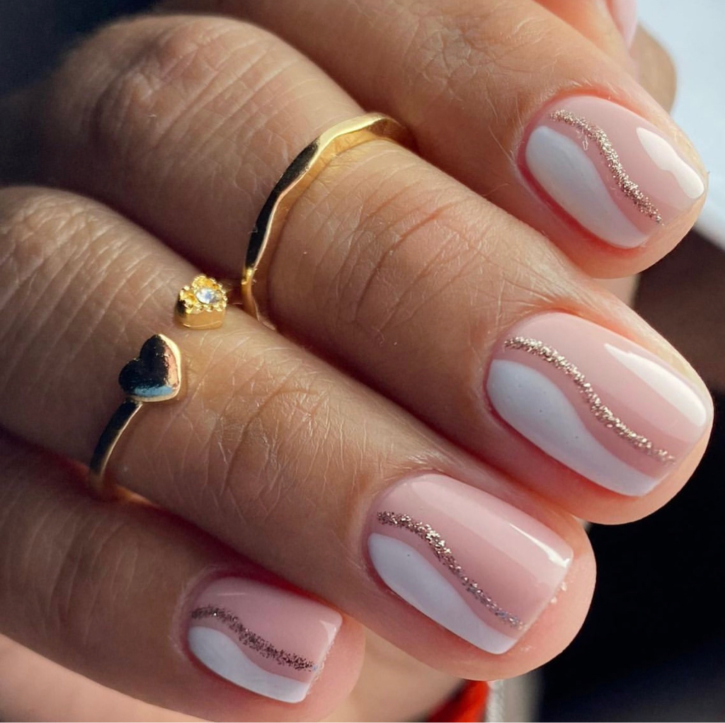 Маникюр с покрытием