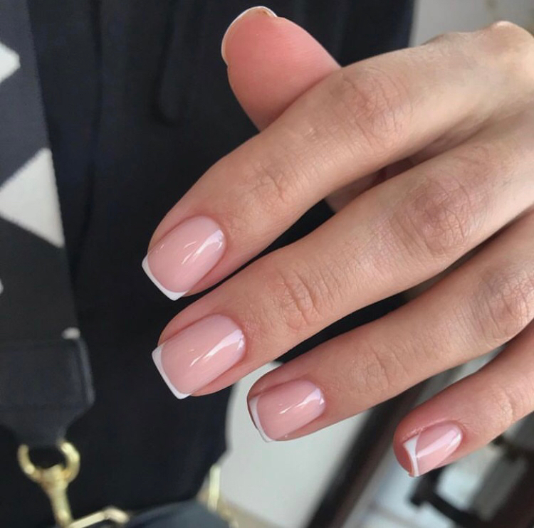 Маникюр френч/дизайн