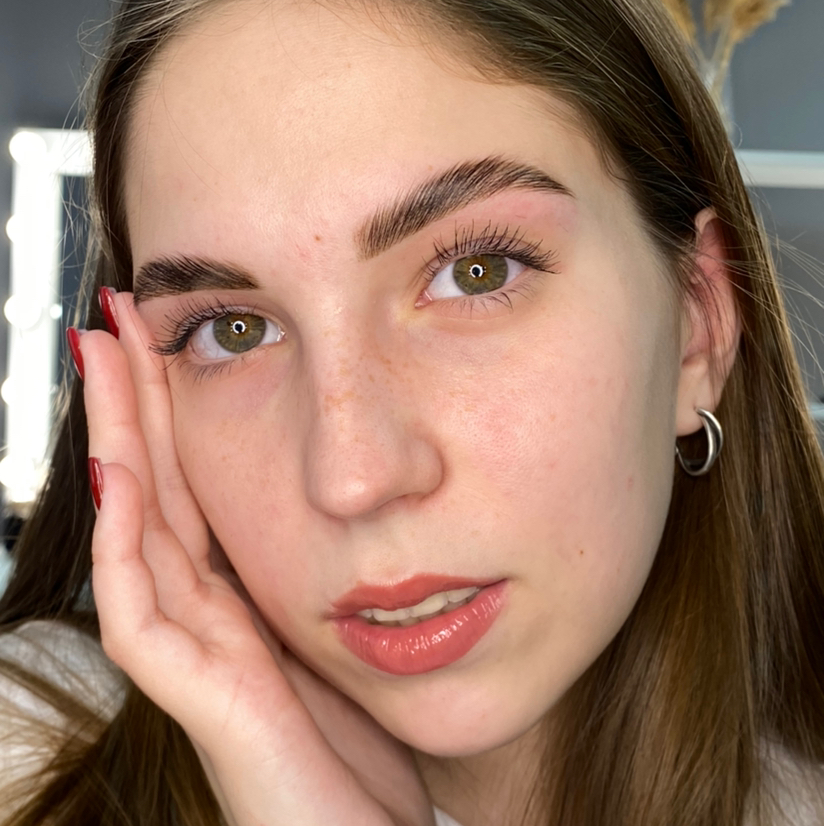 Ламинирование бровей