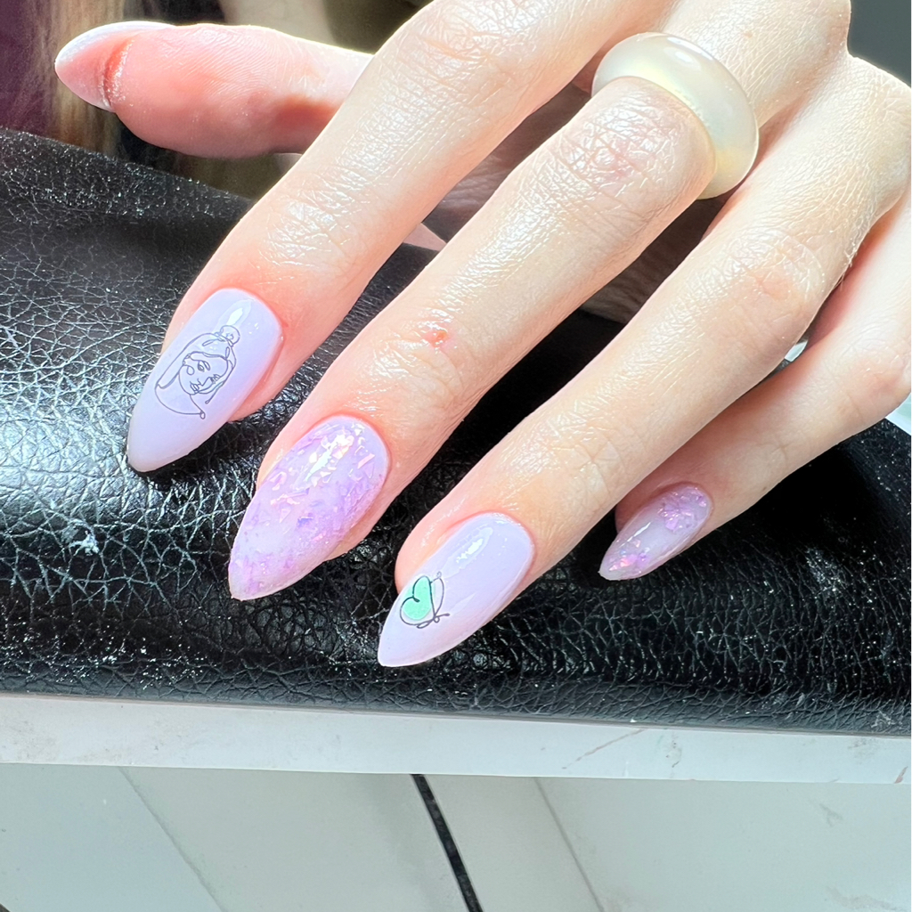 Наращивание ногтей