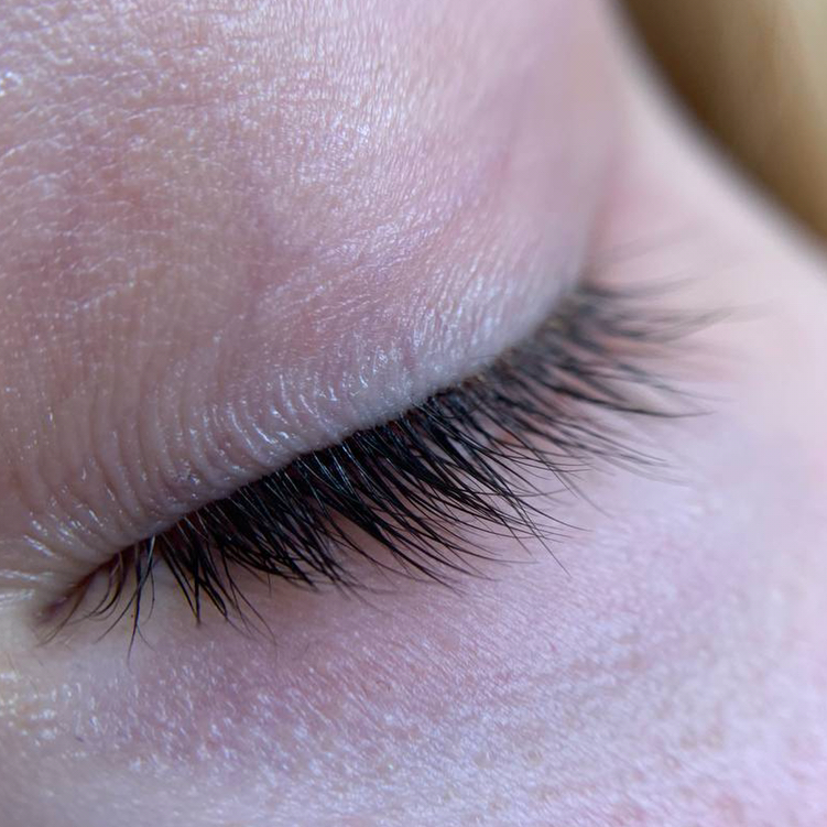 Окрашивание ресниц