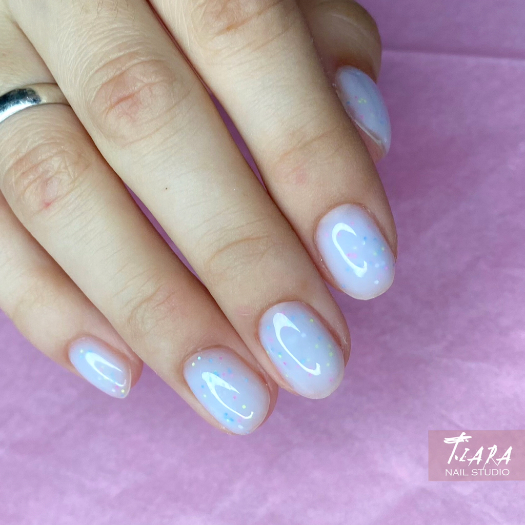 Маникюр с покрытием гель-лак однотон