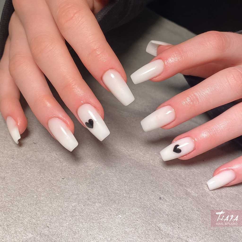 Коррекция ногтей