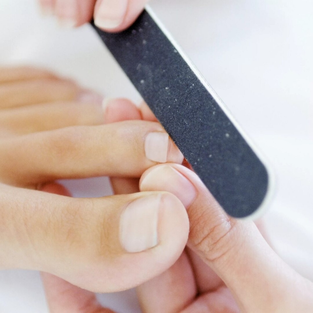 Опил длины ногтей на всех пальчиках