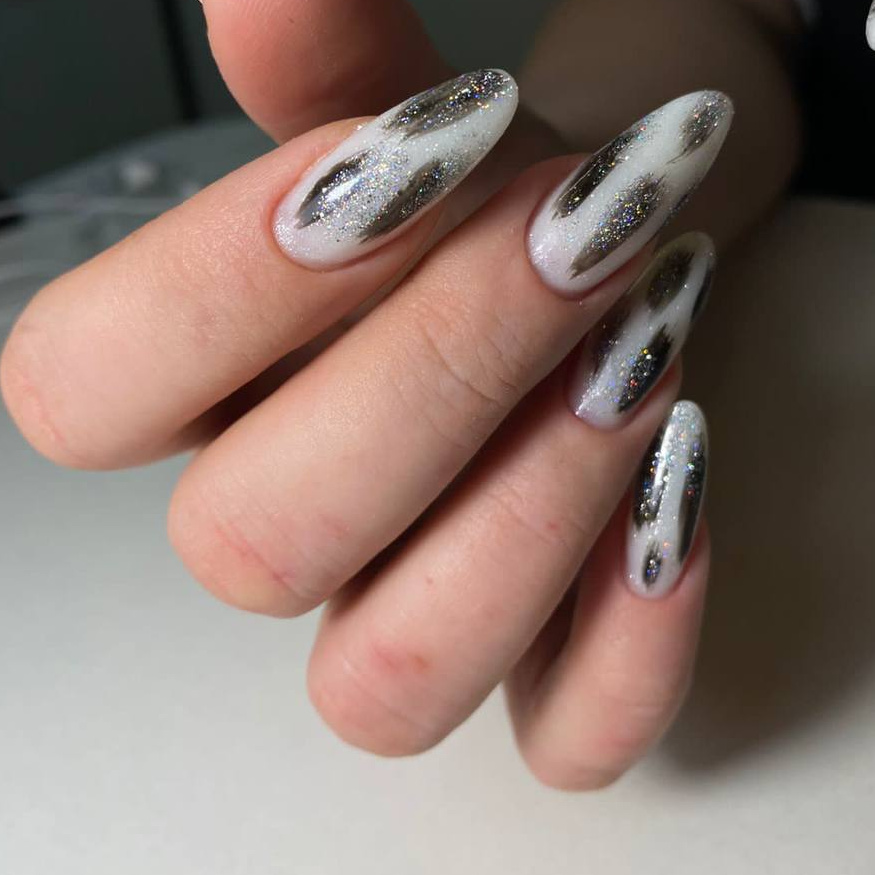 Наращивание ногтей