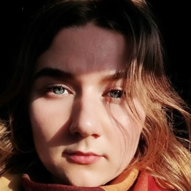 Полина