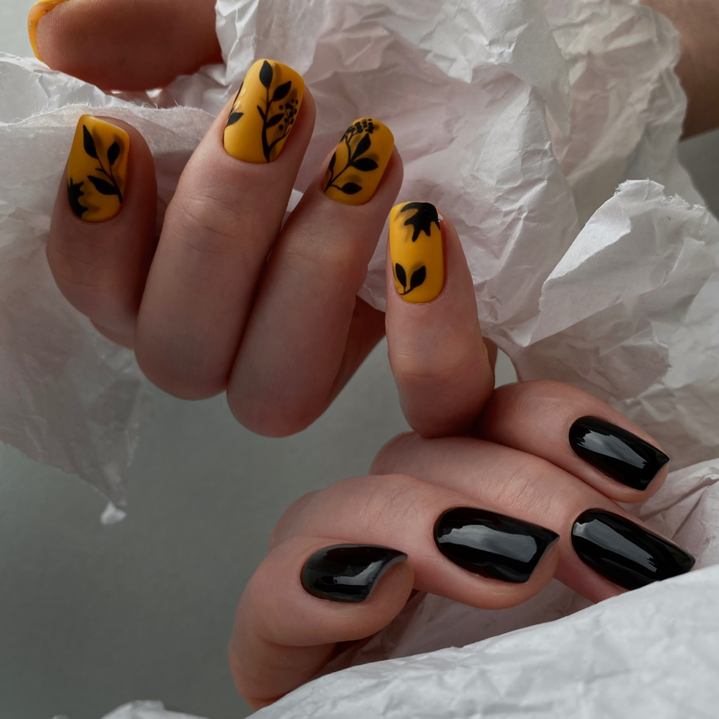 Маникюр с укреплением и покрытием гель-лак