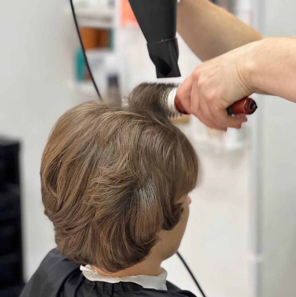 Укладка феном женская (короткая)