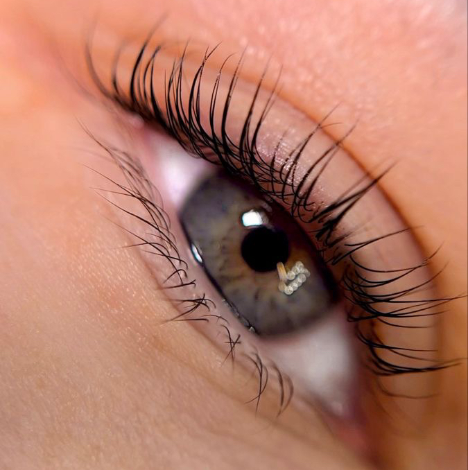 Ламинирование ресниц + окрашивание