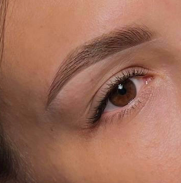 Коррекция + окрашивание бровей