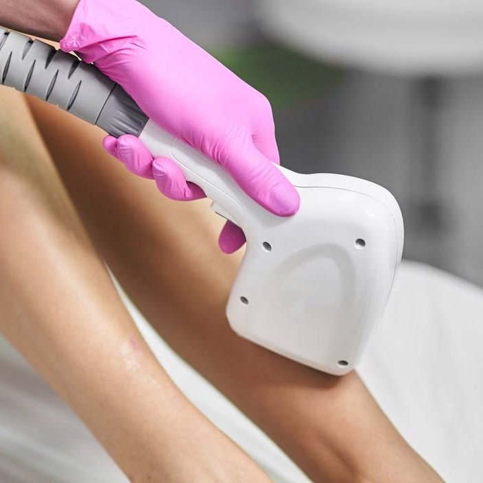 Белая линия живота