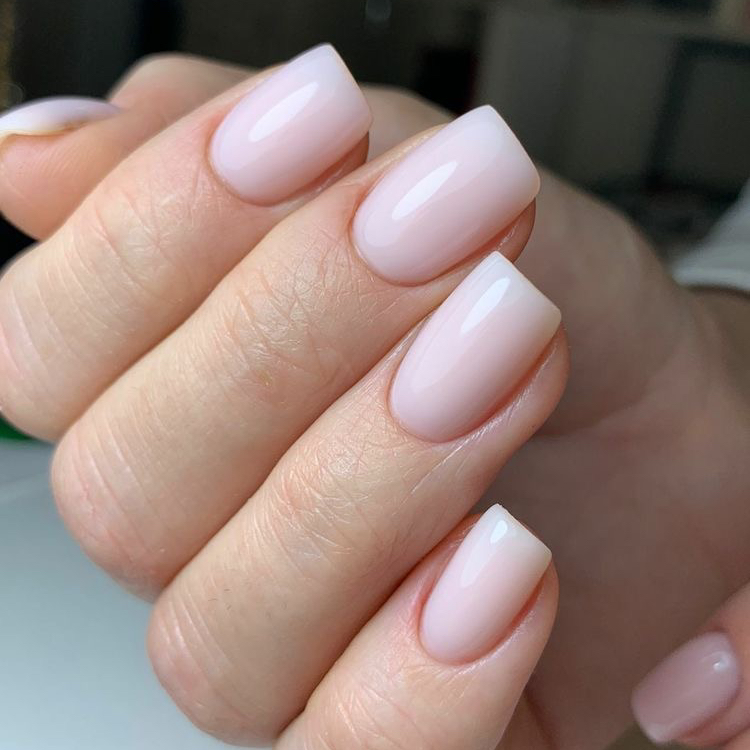 Снятие другого мастера + маникюр с однотонным покрытием