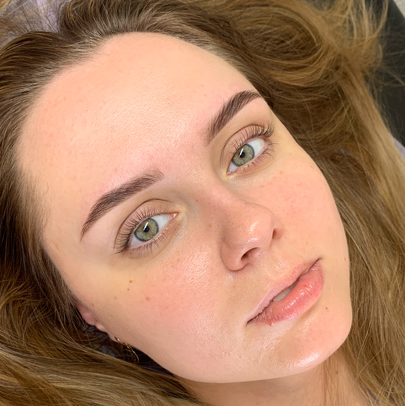 Комплекс Идеальный взгляд (окрашивание бровей+ламинирование ресниц)