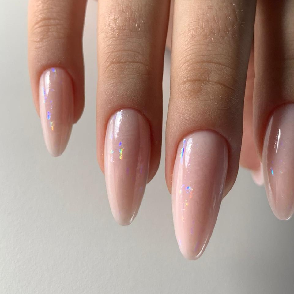 Наращивание ногтей