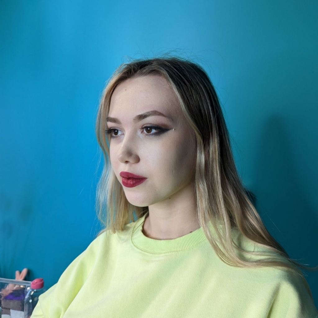 Окрашивание бровей