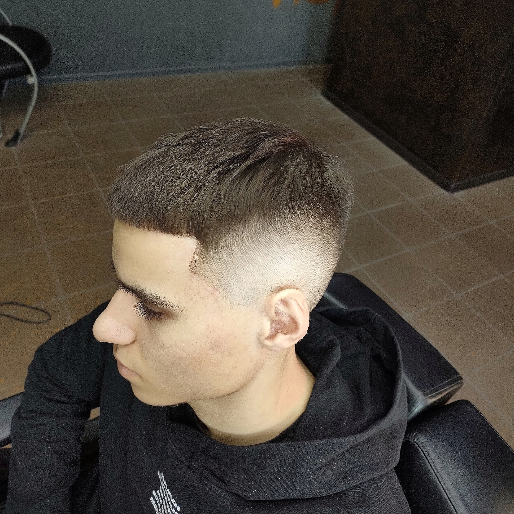 мужская стрижка