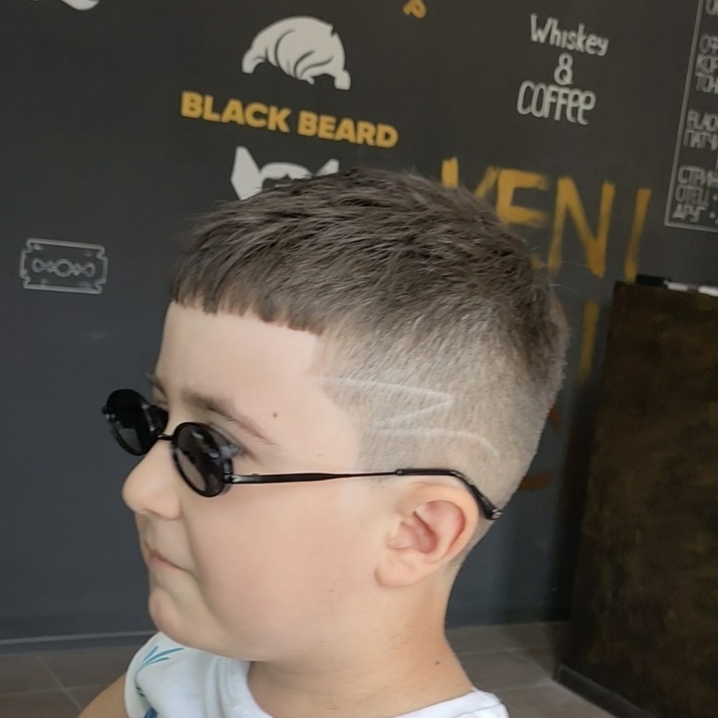 Детская стрижка (до 10 лет)