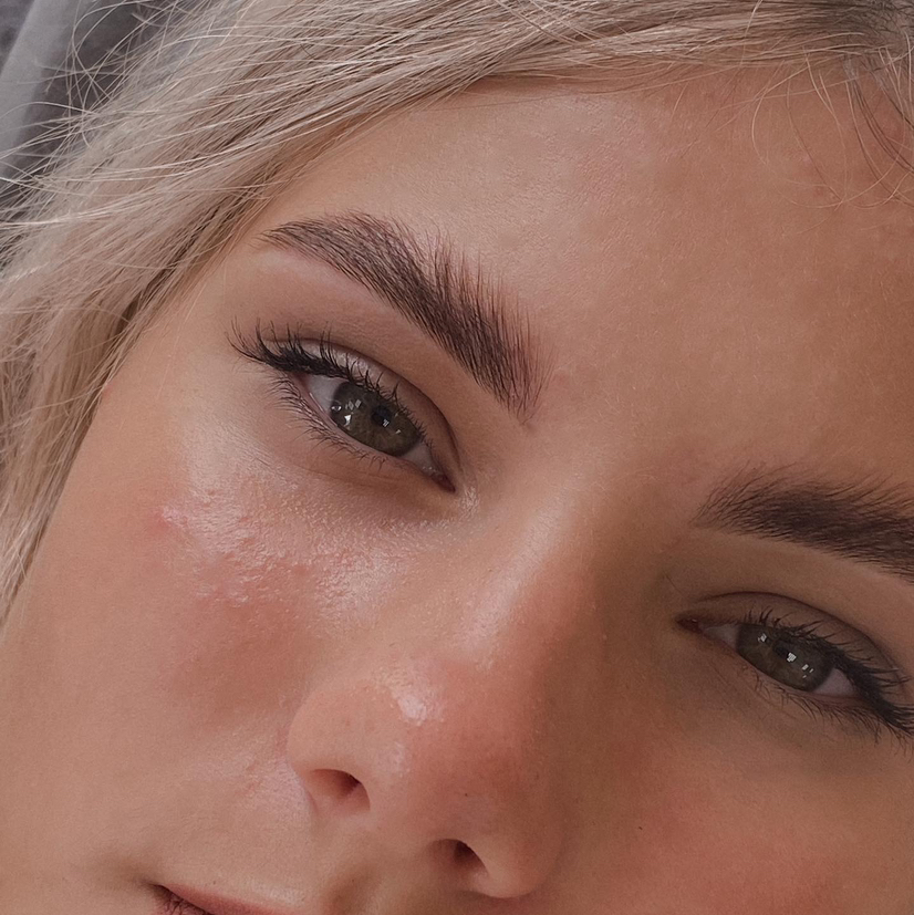 Коррекция + окрашивание + ламинирование бровей