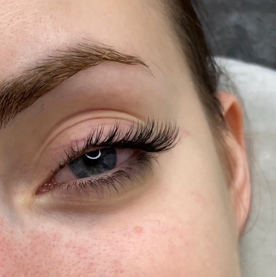 Наращивание уголков (мокрый эффект, лучики +200)