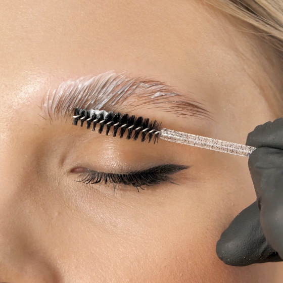 Ламинирование бровей