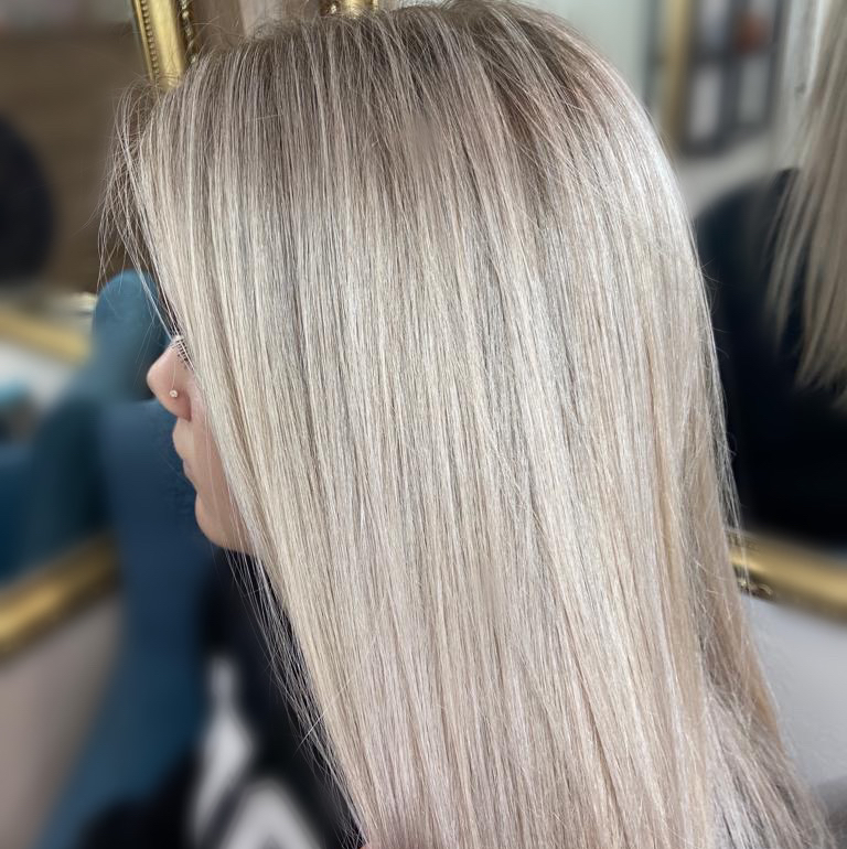 Омбре, Шатуш, Балаяж(до 40см)В стоимость входит стрижка длины+укладка