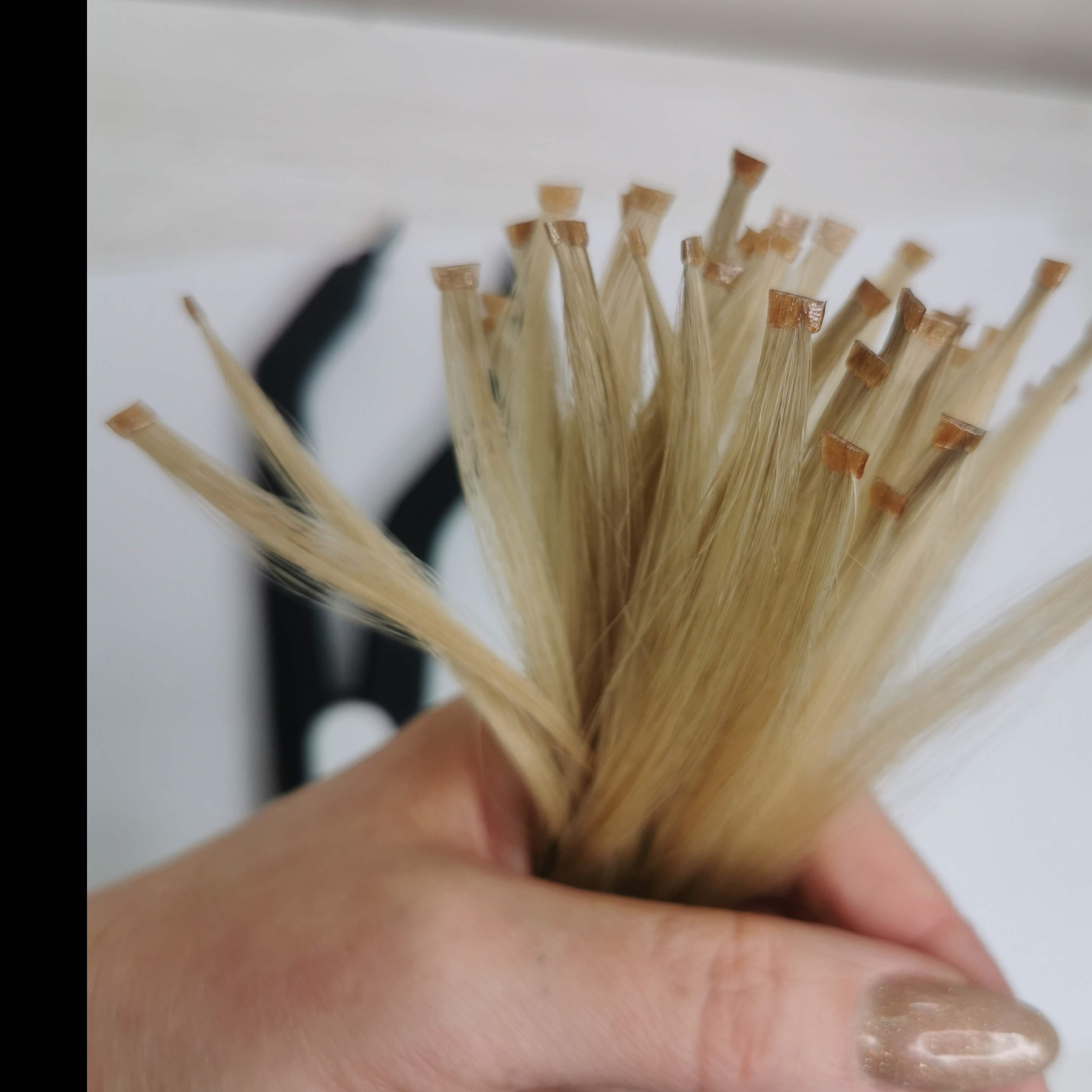 Капсуляция волос до 130 прядей