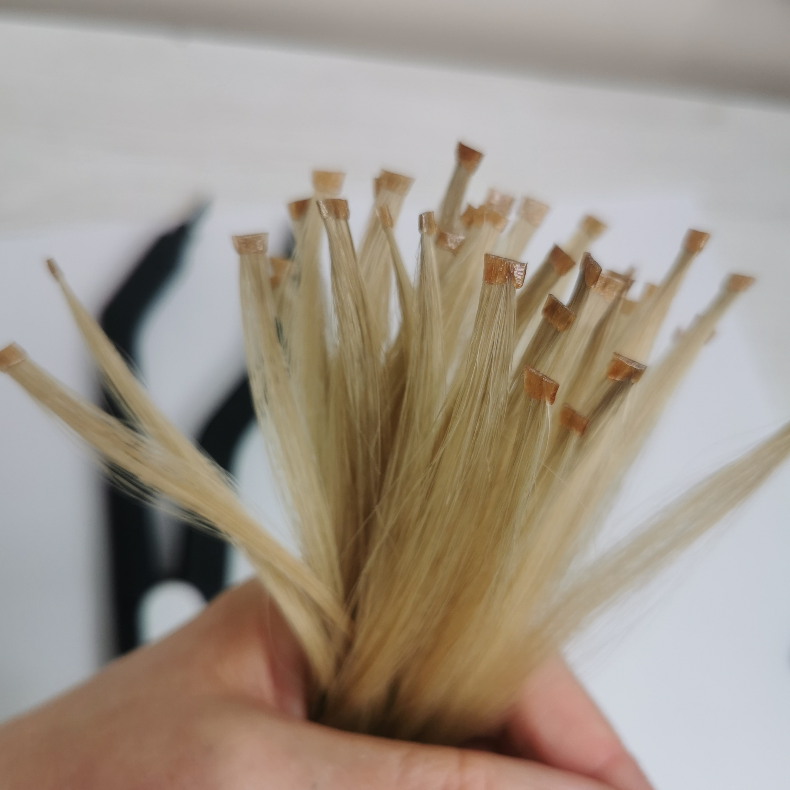 Капсуляция волос более 200 прядей