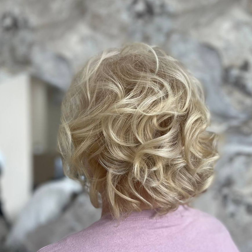 Укладка торжественная короткий волос