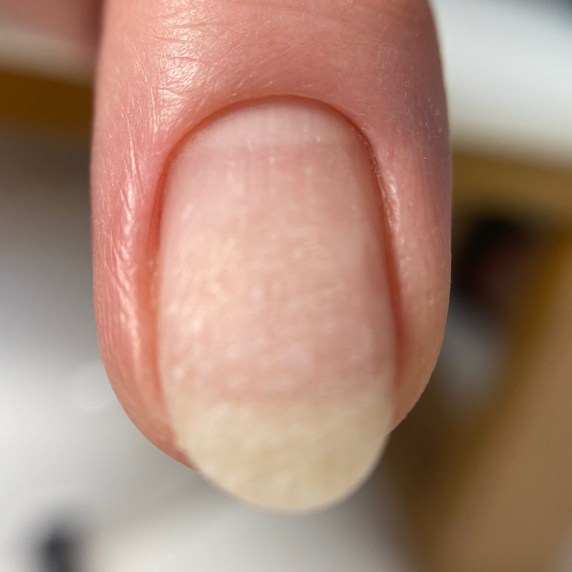 Маникюр без покрытия