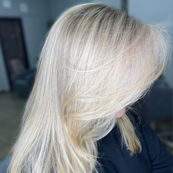 Тонирование блонда на короткие волосы(без стоимости красителя)