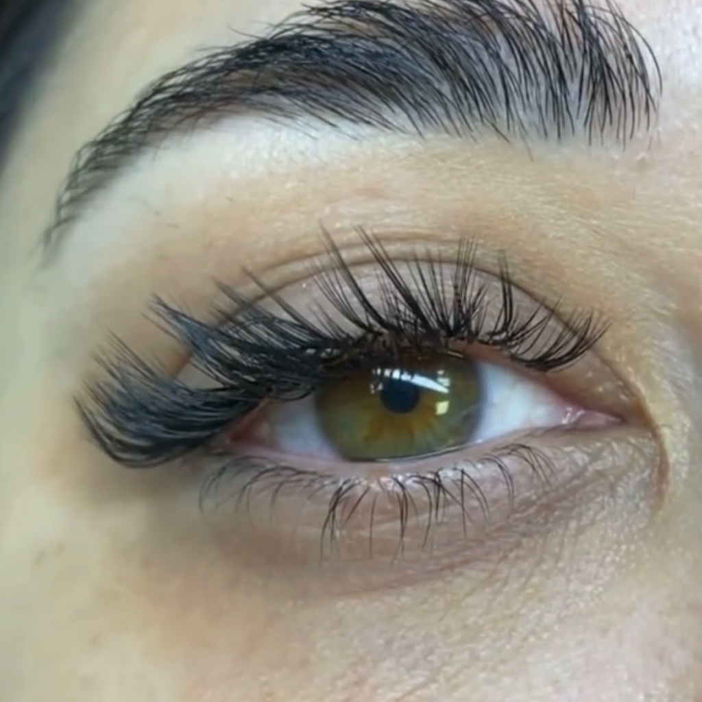 American Style. Наращивание ресниц.