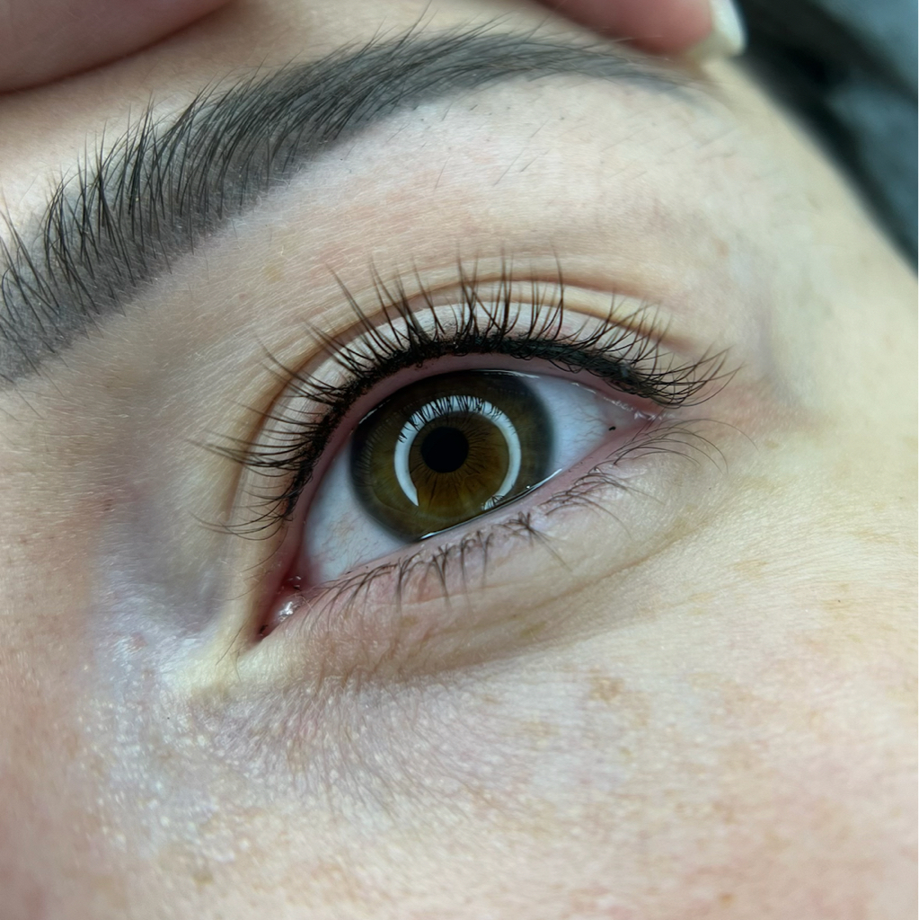 Перманентный макияж межреснички