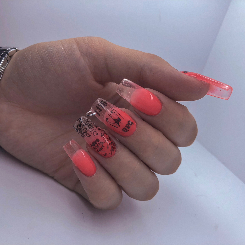 Наращивание всех ногтей с покрытием гель-лак