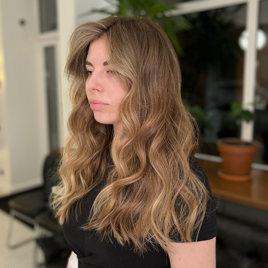 Женская стрижка с укладкой