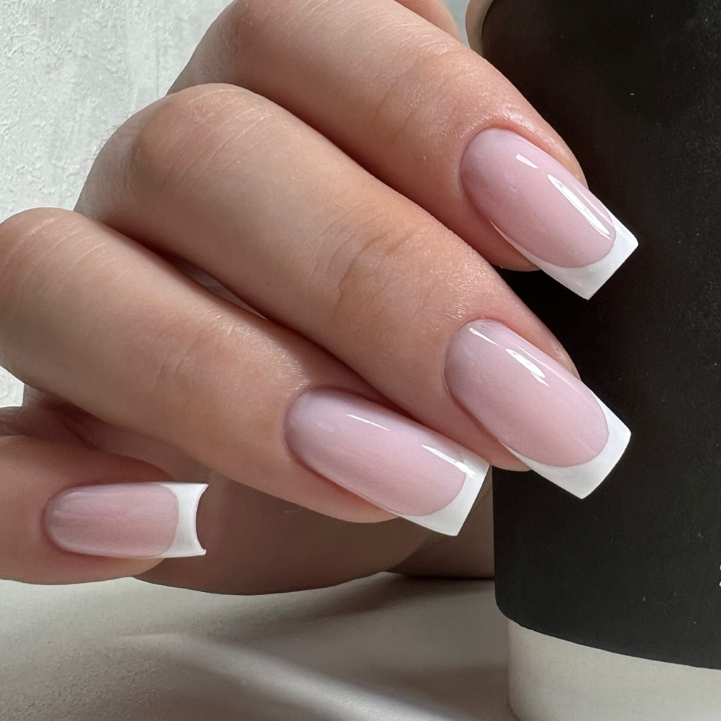 Французский маникюр