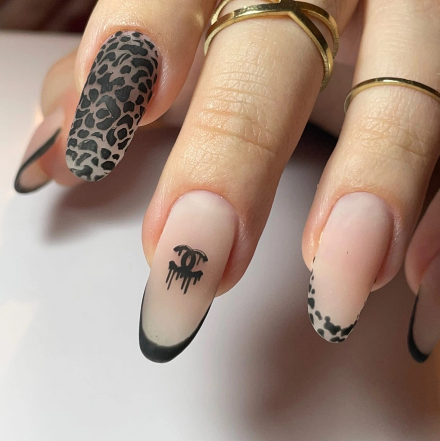 Маникюр с покрытием+наращивание