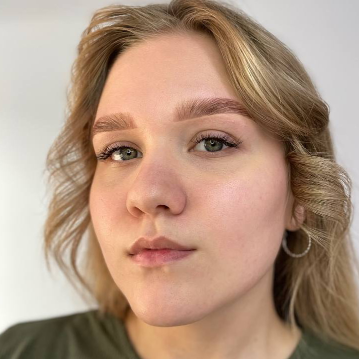 Ламинирование бровей+ коррекция+окрашивание+уход