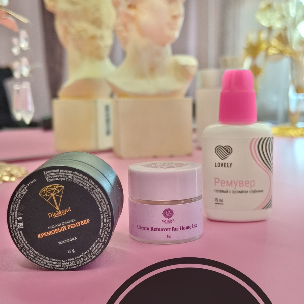 Снятие наращенных ресниц